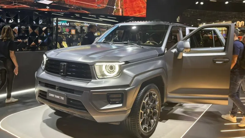 GWM Tank 700: 35 fotos exclusivas do SUV “jipão” que pode chegar no Brasil