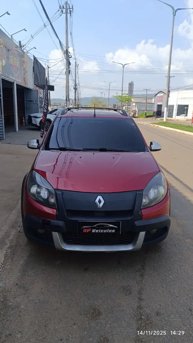 Carro Renault Sandero Stepway 2013 1.6 16V Hi-Flex (aut)