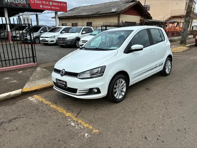 Carro Volkswagen Fox 2019 1.6 MSI Connect (Flex)