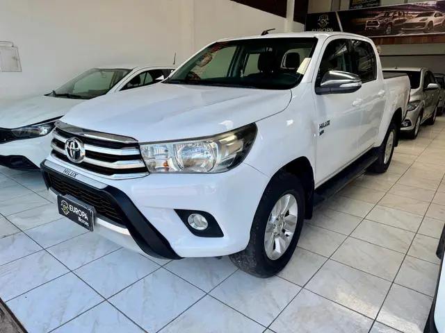 Carro Toyota Hilux Cabine Dupla 2017 Hilux 2.7 SRV CD 4x2 (Flex) (Aut)