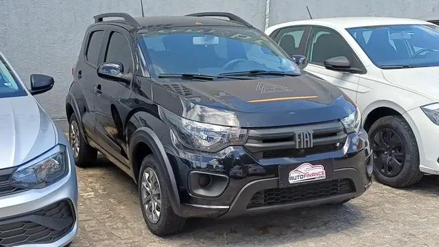 Carro Fiat Mobi 2023 Trekking 1.0 (Flex)