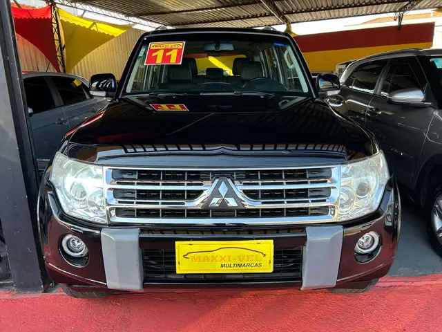 Carro Mitsubishi Pajero Full 2011 HPE 3.8 3p