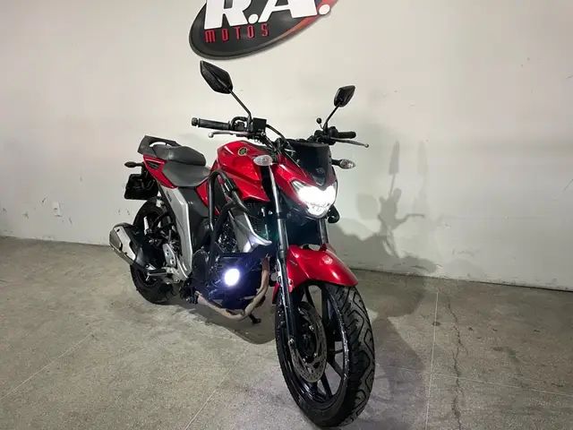 Moto Yamaha YS 250 Fazer 2021 ABS