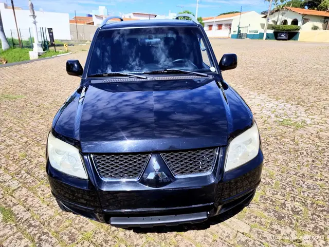 Carro Mitsubishi Pajero TR4 2012 2.0 16V 4x2 (Flex)