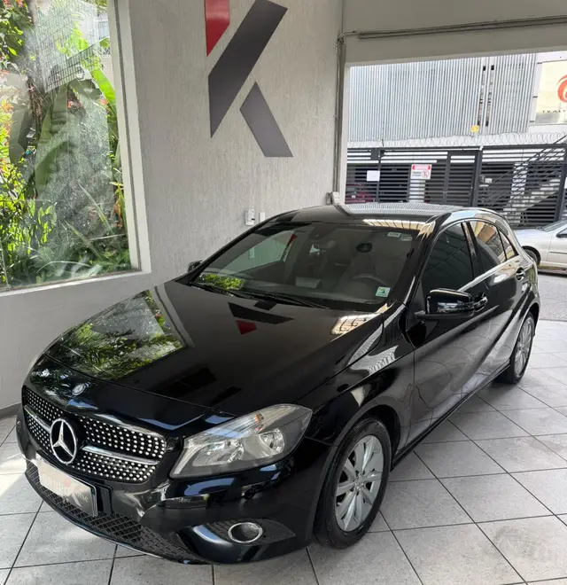 Carro Mercedes-Benz Classe A  2014 200 Style 1.6 DCT Turbo