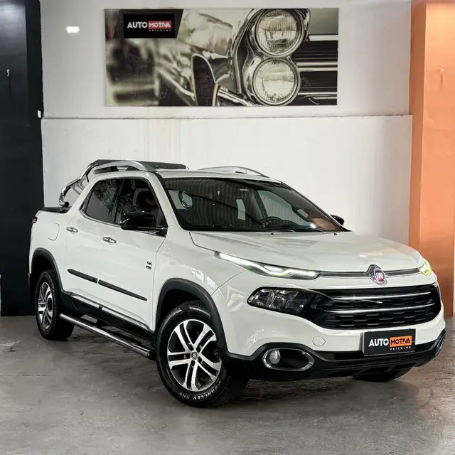 Carro Fiat Toro 2018 Volcano 2.0 diesel AT9 4x4