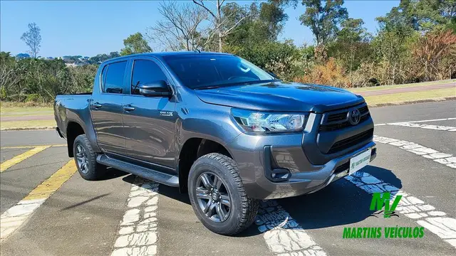 Carro Toyota Hilux Cabine Dupla 2024 SR 4x4 2.8 Diesel