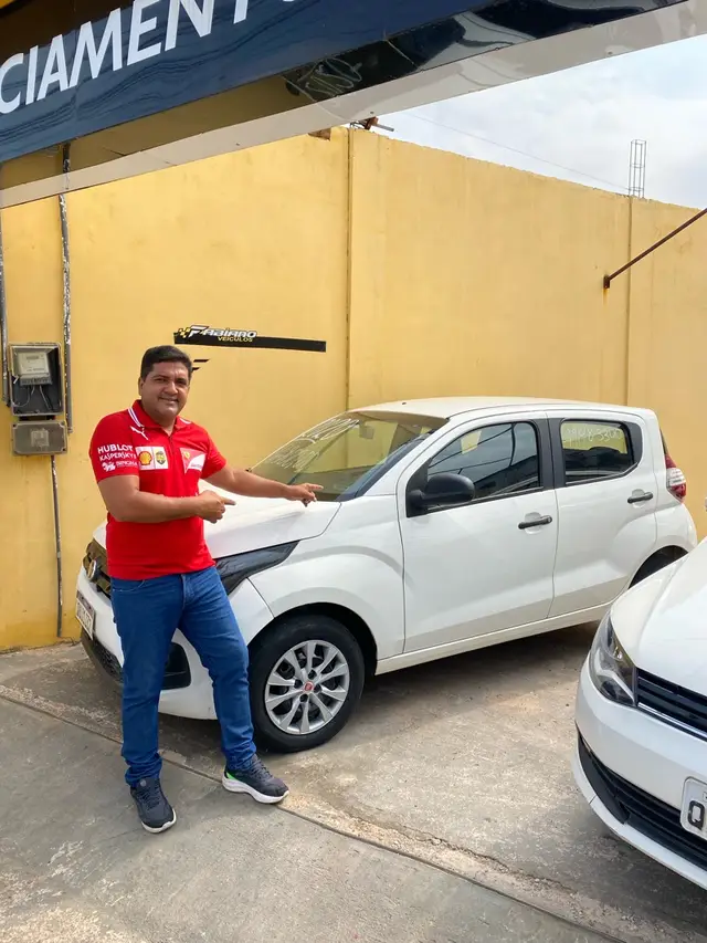 Carro Fiat Mobi 2020 Like 1.0