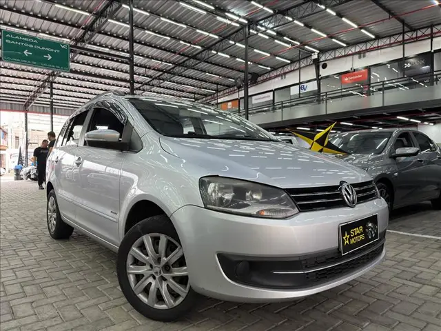 Carro Volkswagen SpaceFox 2013 1.6 8V Trend (Flex)