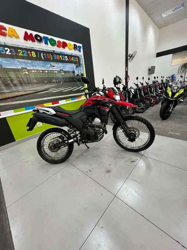 Moto Yamaha XTZ 250 Lander 2023 ABS