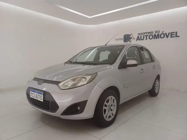 Carro Ford Fiesta Sedan 2014 SE 1.6 Rocam (Flex)