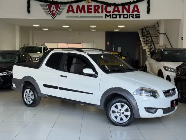 Carro Fiat Strada 2013 Trekking 1.6 16V (Flex) (Cabine Dupla)