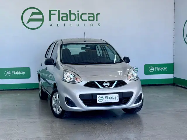 Carro Nissan March 2016 1.0 12V S (Flex)