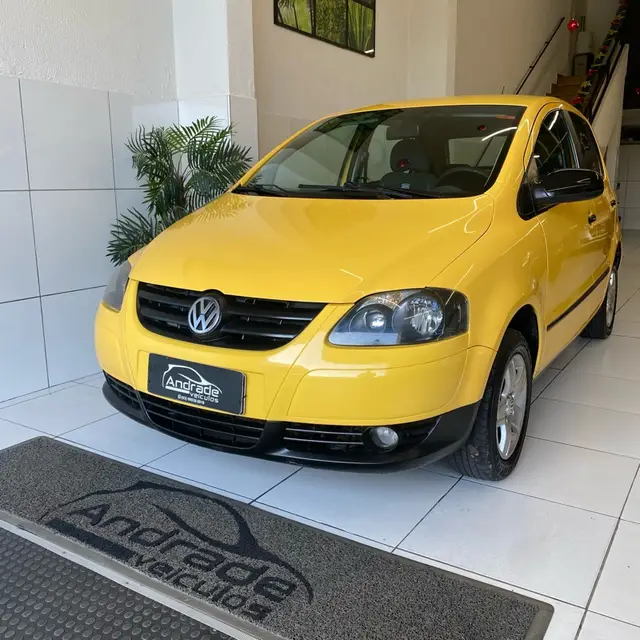 Carro Volkswagen Fox 2009 Route 1.0 8V (Flex) 2p
