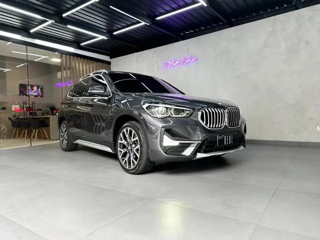 Carro BMW X1 2022 sDrive20i X-Line Plus 2.0 Turbo (Aut.)