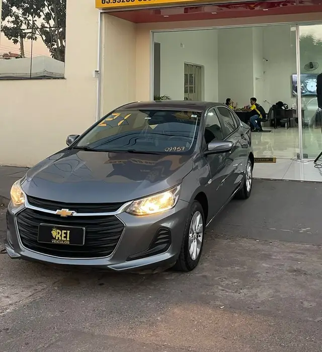 Carro Chevrolet Onix Plus 2021 1.0 LT (Flex)