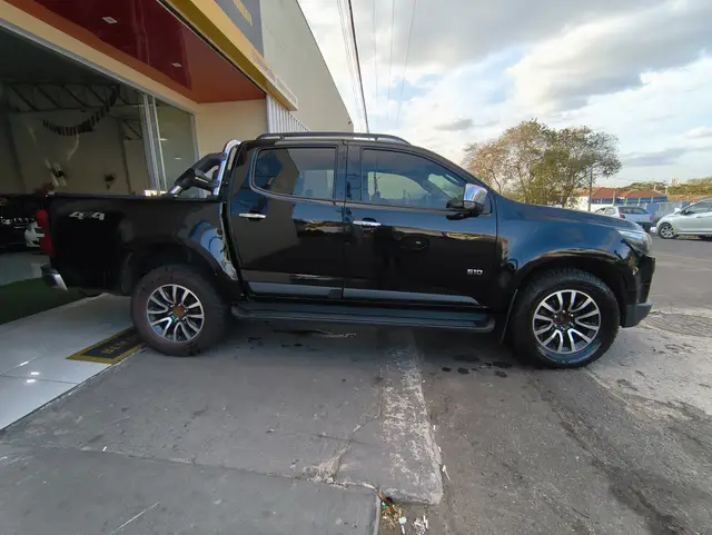 Carro Chevrolet S10 Cabine Dupla 2021 S10 2.8 CTDI LTZ 4WD (Cabine Dupla) (Aut)