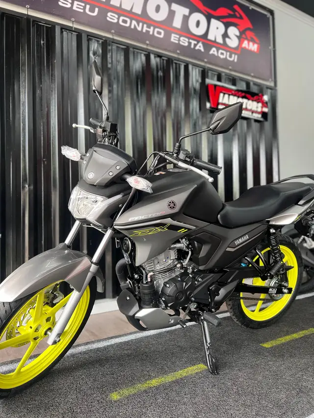 Moto Yamaha YBR 150 Factor 2025 DX