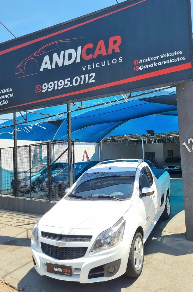 Carro Chevrolet Montana 2015 Sport 1.4 (Flex)