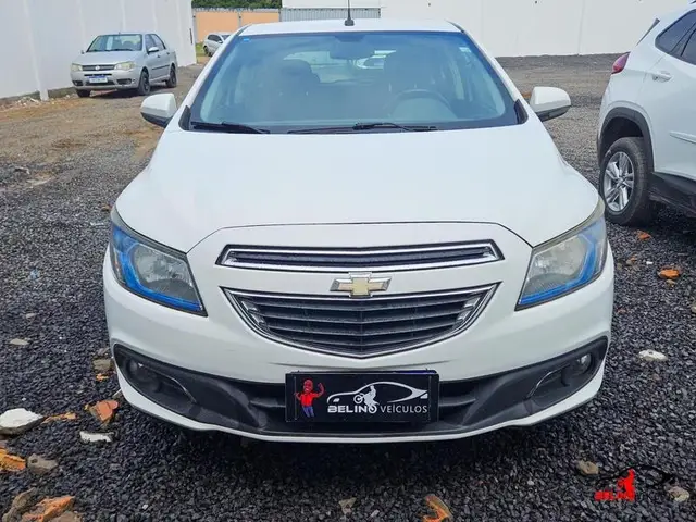 Carro Chevrolet Onix 2014 1.4 LT SPE/4