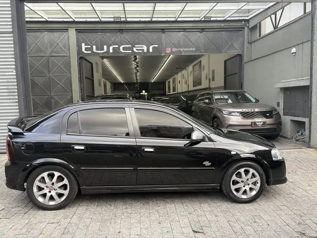 Carro Chevrolet Astra Hatch 2007 SS 2.0 (Flex)