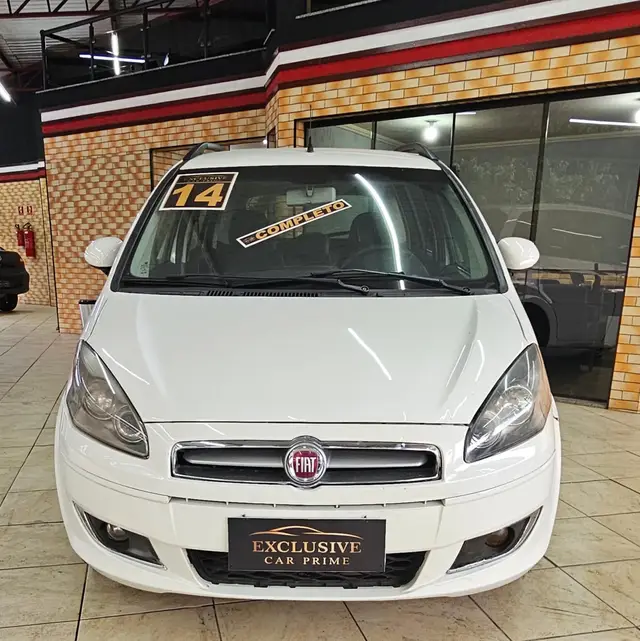 Carro Fiat Idea 2014 Attractive 1.4 8V (Flex)
