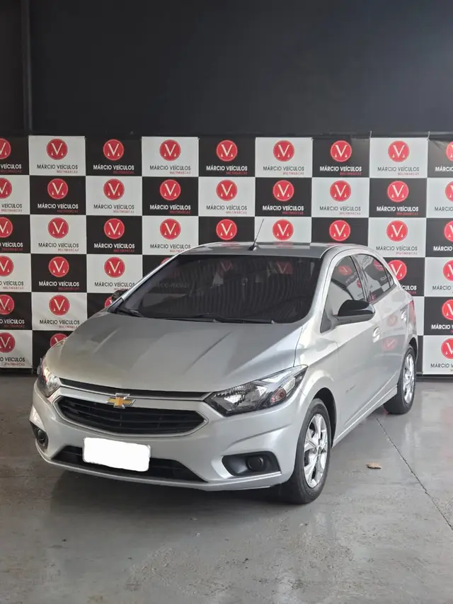 Carro Chevrolet Onix 2018 1.4 Advantage SPE/4 (Aut)