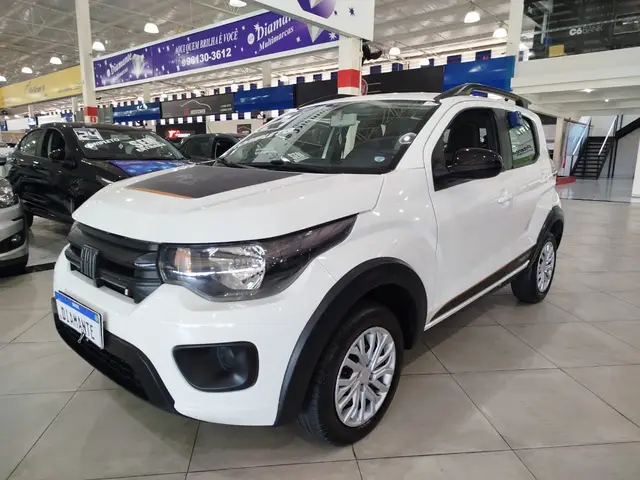 Carro Fiat Mobi 2024 Trekking 1.0