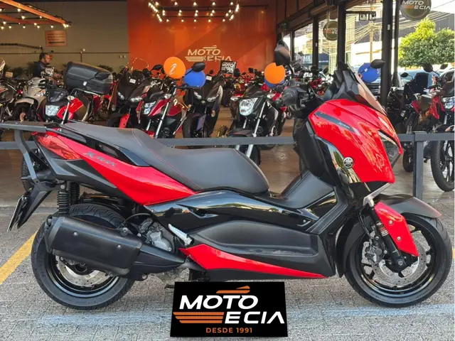 Moto Yamaha XMax 2023 ABS