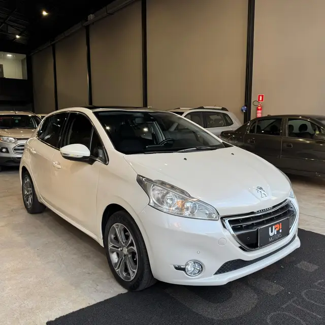 Carro Peugeot 208 2016 Griffe 1.6 16V (Flex)