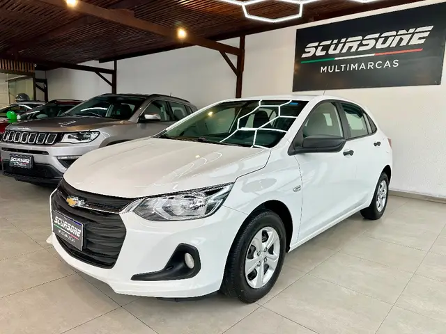 Carro Chevrolet Onix 2024 LT 1.0