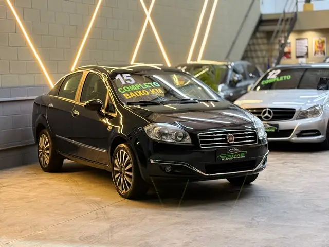 Carro Fiat Linea 2015 Essence 1.8 16V (Flex)