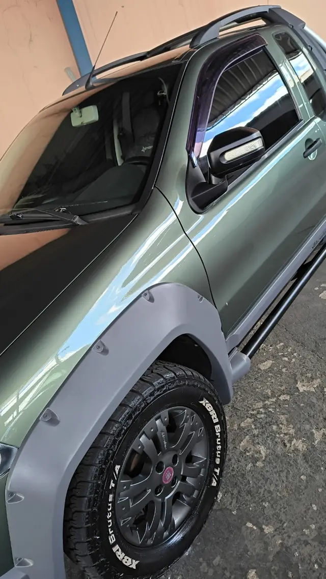 Carro Fiat Strada 2010 Adventure Locker 1.8 8V (Flex) (Cabine Estendida)
