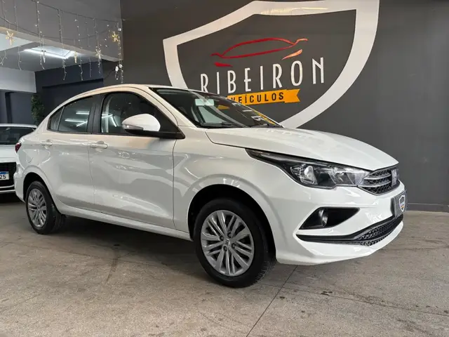 Carro Fiat Cronos 2025 Drive 1.0