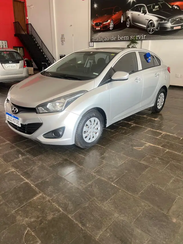 Carro Hyundai HB20S 2014 1.6 Comfort Plus (Flex)