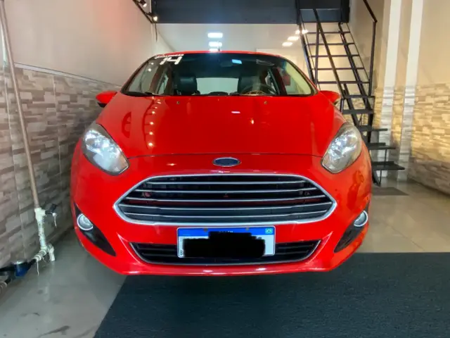 Carro Ford Fiesta Hatch 2014 1.6 (Aut.)