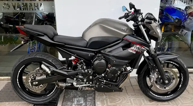 Moto Yamaha XJ6 N 2019 XJ6 N 600 (ABS)
