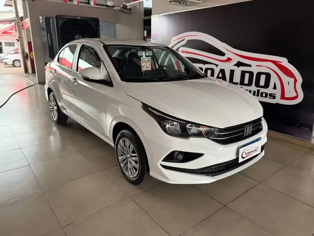 Carro Fiat Cronos 2025 Drive 1.0