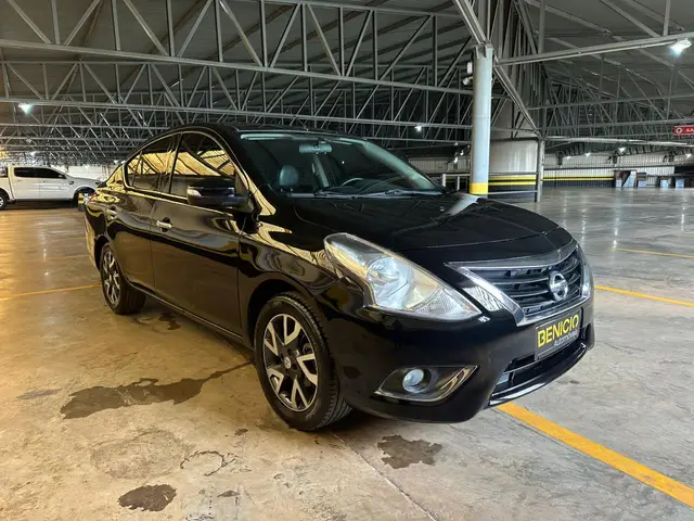 Carro Nissan Versa 2017 1.6 16V SL FlexStart CVT (Flex)