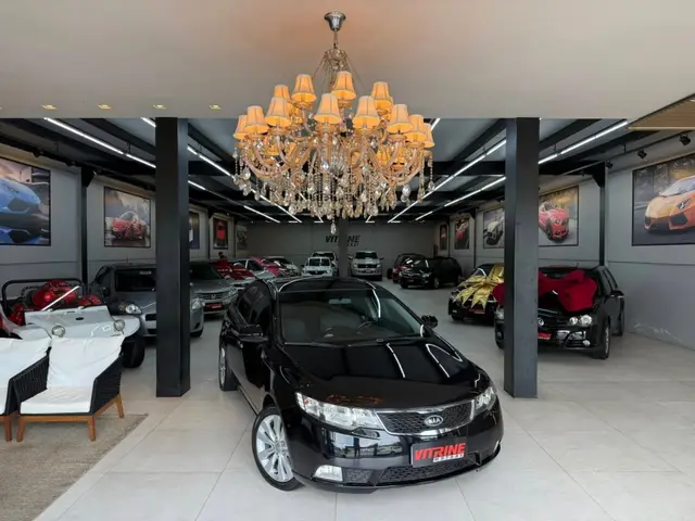 Carro Kia Cerato 2011 SX 1.6 16V (Aut)