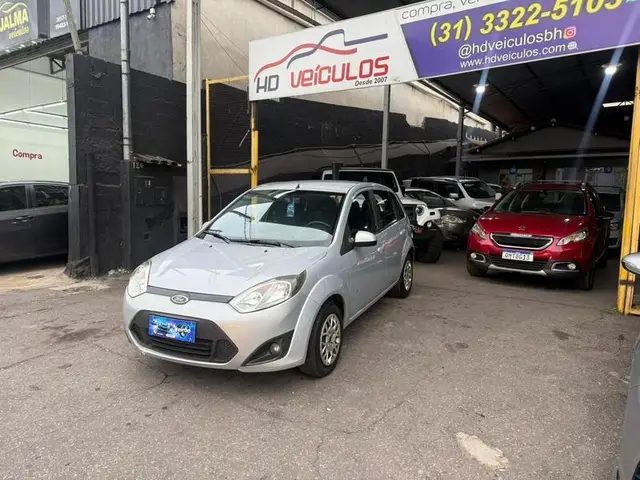 Carro Ford Fiesta Hatch 2014 SE 1.0 RoCam (Flex)