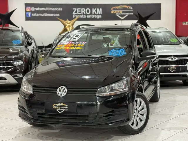 Carro Volkswagen SpaceFox 2018 1.6 MSI Trendline (Flex)