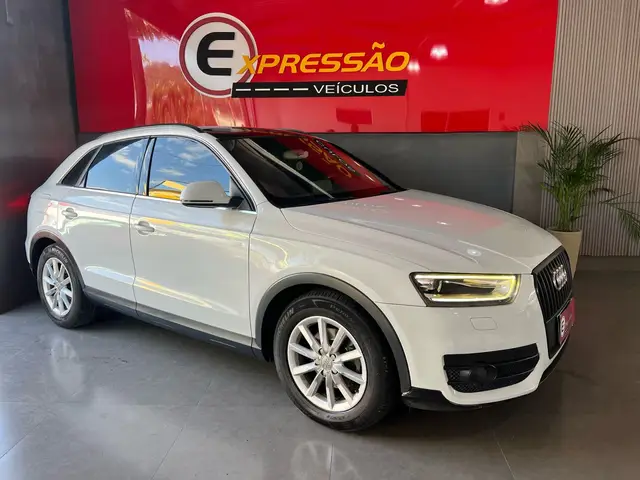 Carro Audi Q3 2015 2.0 TFSI Ambiente S Tronic Quattro