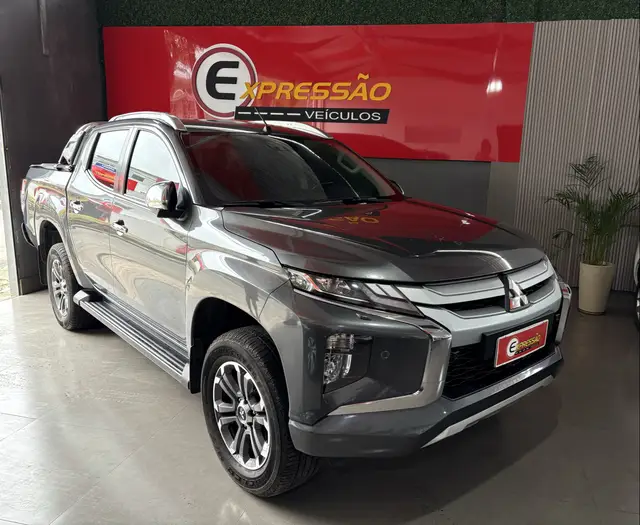 Carro Mitsubishi L200 Triton Sport 2022 HPE-S 2.4 DID-H 4x4 (Aut)