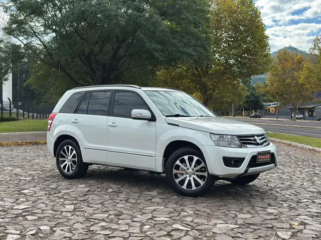 Carro Suzuki Grand Vitara 2014 2.0 16V 2WD (Aut) (Multimídia)