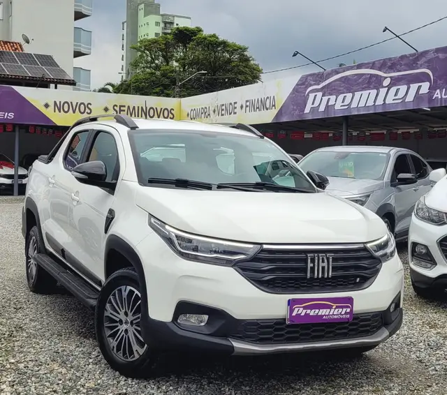 Carro Fiat Strada 2023 Ranch 1.3 Flex 8V CD Aut.