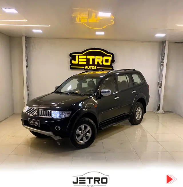 Carro Mitsubishi Pajero Dakar 2013 3.2 4WD (Aut)