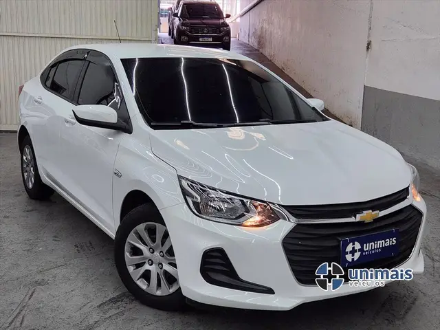 Carro Chevrolet Onix Plus 2023 LT 1.0