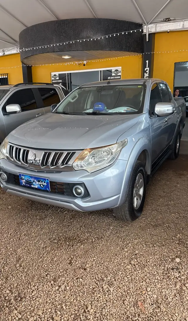 Carro Mitsubishi L200 Triton Sport 2018 Sport 2.4 DID-H HPE 4WD (Aut)