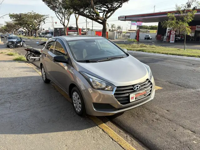 Carro Hyundai HB20 2016 1.0 Comfort (Flex)